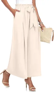 Pantalon élégant à taille haute et jambes larges avec ceinture à nœud et texture plissée.