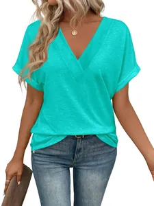 T-shirt da donna comoda con scollo a V, vestibilità ampia, manica corta, color verde acqua