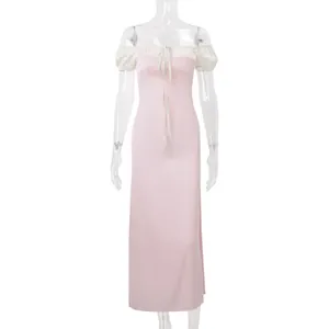 Robe midi rose de style français avec manches bouffantes et détails à cordon de serrage