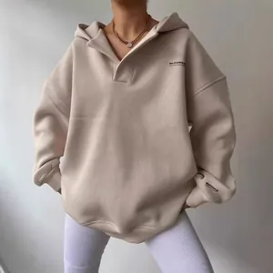 Heavyweight American retro V-neck oversized hoodie in beige with chic letter print
