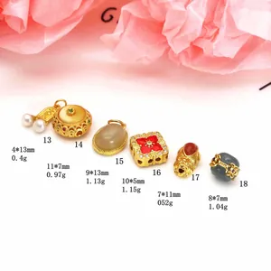 Detailed view of six DIY gold-plated jewelry charms with dimensions and weight specifications.
