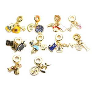 Kupfer Vergoldet Anhänger Mit Großem Loch Mikro-Strass Katze Herz Kamera Charm Für Schlangenkette Armband DIY Schmuckzubehör