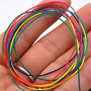 Bunte 0,65 mm südamerikanische Wachsschnur für DIY-Armbandherstellungsprojekte