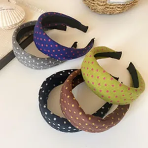 Set von gepolsterten Haarreifen mit Polka Dots in verschiedenen Farben für koreanisches Styling.