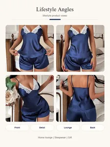 Viste dettagliate di set da notte in raso blu navy con pizzo bianco da diverse angolazioni