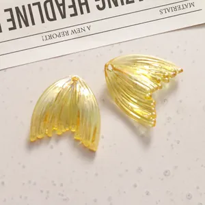Transparenter gelber Harzanhänger in Meerjungfrauenflossen-Optik für DIY-Schmuck