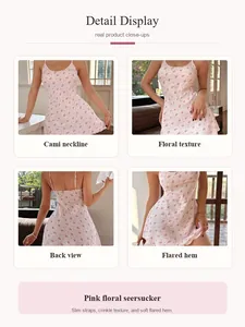 Détails du pyjama en seersucker à fleurs roses avec fines bretelles et ourlet évasé.