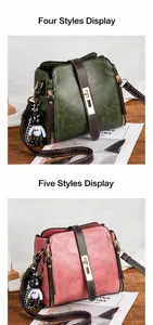 Borse a secchiello eleganti in ecopelle verde e rosa con ciondolo decorativo a orsetto