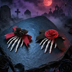 Pinzas para el pelo de mano de esqueleto de Halloween con rosas rojas y negras en piedra