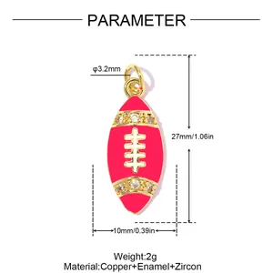 Dimensions détaillées et matériaux du pendentif ballon de football en émail rose