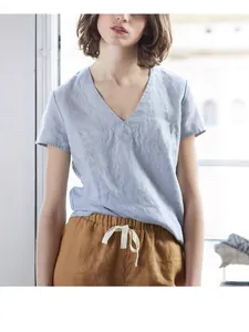 Elegantes hellblaues Damen T-Shirt mit V-Ausschnitt aus Leinen und Baumwolle für den Sommer