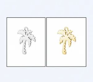 Détail macro de pendentifs palmier en acier avec dimensions et poids
