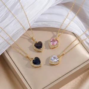 Niche Design Heart Pendant Necklace For Women Stainless Steel Zirconia Halo Gold Plated Jewelry Temperament Commuter Gift