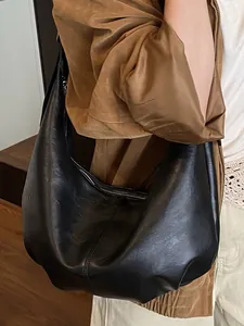 Klassische schwarze Hobo-Tasche für Damen mit großem Fassungsvermögen, stilvoll und schick