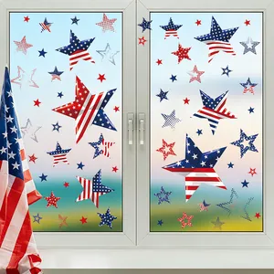 Gedetailleerd zicht op de sterraamstickers voor Independence Day met Amerikaanse vlagpatronen.