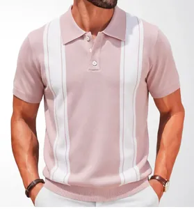 Vista dettagliata della polo da uomo in maglia a maniche corte a righe rosa e bianche