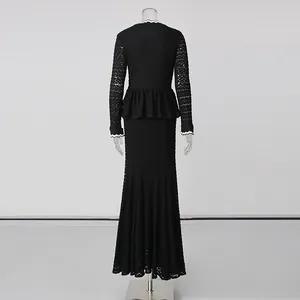 Detalle posterior de vestido sirena negro estilo francés con bordes ondulados