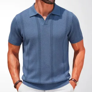 Ademende blauwe ijshonig gebreide poloshirt voor heren met een stijlvol ontwerp met V-hals