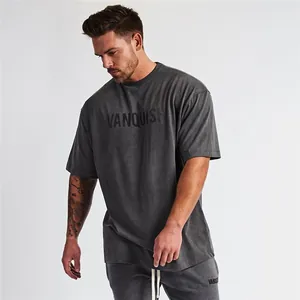 Heren katoenen fitness t-shirt in donkergrijs met Vanquish print en oversized pasvorm