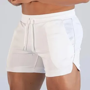 Witte sneldrogende mesh sportshort voor heren met een handig verstelbaar trekkoord