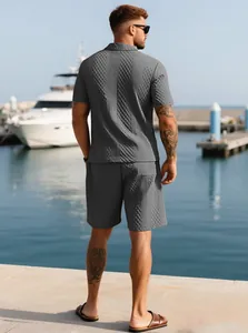 Ensemble polo et short en maille texturée gris foncé pour homme, tenue de vacances d'été