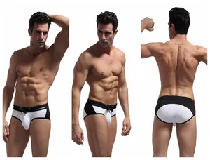 Viste multi-angolo del costume da bagno da uomo bicolore che mostrano fronte e retro.