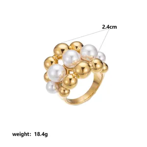 Close-up of gold pearl cluster ring with dimensions 2.4cm and 18.4g weight details