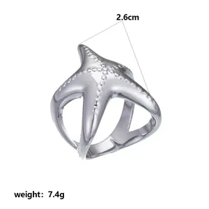 Macro view of silver stainless steel starfish ring with weight and size details
