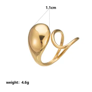Detailed view of gold-toned teardrop petal ring with 1.1cm width and 4.6g weight.
