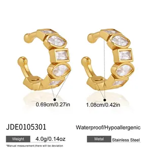 Specifiche dettagliate di dimensioni per orecchini ear cuff in acciaio e zirconi lucidi.