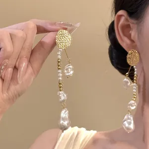 Boucles d'Oreilles Pendantes en Perle Artificielle Baroque Avec Tige en Argent pour Femmes Bijoux de Mode Boucles en Métal