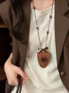 Vintage Leder Herz Anhänger Halskette mit Leopardenmuster und Schleife für Damen