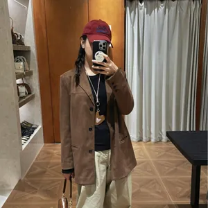 Collier pochette tour de cou vintage en cuir marron avec pendentif en forme de cœur