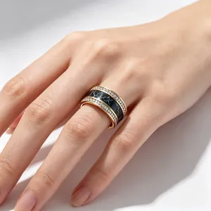 10mm breiter Edelstahlring mit doppelreihigen Kristallen und schwarzem Türkis-Inlay