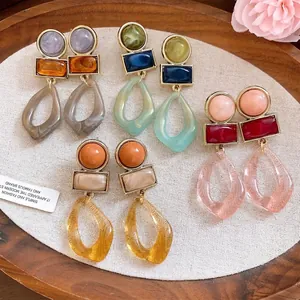 Ensemble de boucles d'oreilles géométriques en acrylique de style rétro Maillard