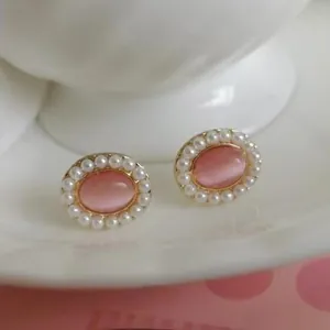Vintage Hepburn Style Oval Pink Blue Cat's Eye Stone Artificial Pearl Stud Earrings With Silver Earring Post Gold Plated Alloy Jewelry For Women
