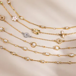 Collier en Acier Inoxydable Plaqué Or 18K avec Zirconia pour Femme Pendentif Perle Artificielle Motif Floral Abeille Soleil