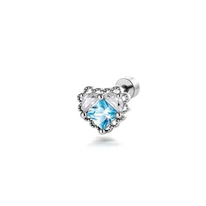 Boucle d'oreille cartilage élégante en forme de cœur avec zircon bleu et dentelle