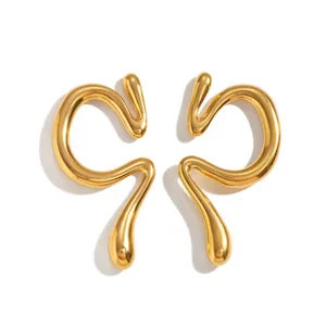 Bagues d'oreilles minimalistes en acier inoxydable plaqué or 18 carats au design liquide