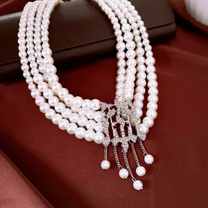 Collier Multi-Couches en Perles Artificielles avec Pendentif Géométrique en Strass et Gland Bijoux de Mode Ras de Cou Argent Blanc pour Femme
