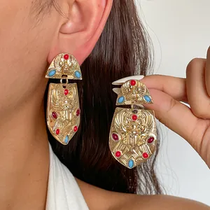 Pendientes de Aleación de Escarabajo Egipcio Vintage Con Poste de Plata Estilo Medieval Acrílico Incrustado Pendientes Colgantes para Mujer Joyería Retro