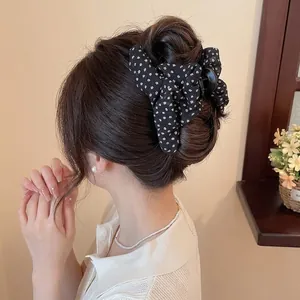 Elegante zwarte haarklem met bloemenprint voor dames, stijlvolle haaraccessoire