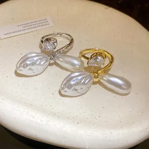 Mode Wassertropfen Zirkonia Falten Künstliche Perle Offener Ring High-End Nischendesign Verstellbarer Fingerring Für Damen