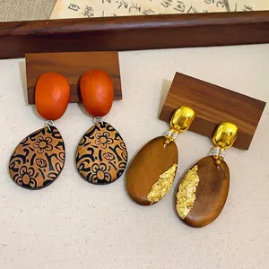 Pendientes Colgantes Gota de Agua de Madera Estampada Estilo Étnico Con Pan de Oro Perla Artificial Poste de Plata Joyería Retro