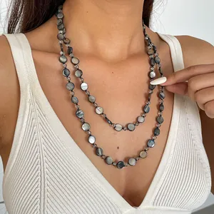 Retro Shell Round Slice Beaded Layered Necklace For Women Western Vintage Individual Glass Clavicle Chain Jewelry Gift
