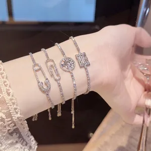 Elegante juego de pulseras de circonita plateada con imperdible y árbol de la vida