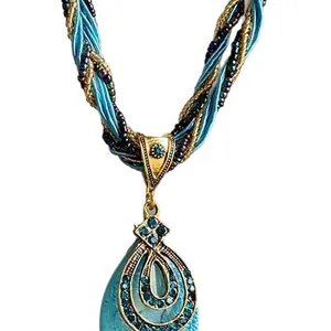 Collier ethnique avec pendentif goutte d'eau bleu paon et cordon en soie tressée femme