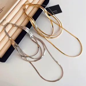 Colliers à chaînes serpent multicouches dorés et argentés pour un style minimaliste