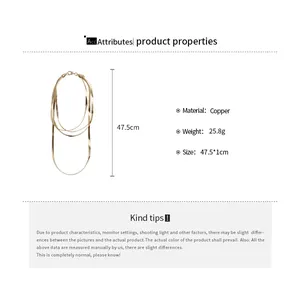 Vue détaillée du collier multi-rangs en chaîne serpent dorée avec caractéristiques