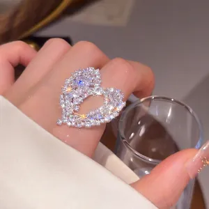 Exquisite Hollow Heart Open Ring For Women Shiny Zirconia Encrusted Light Luxury Adjustable Index Finger Ring Fashion Copper Jewelry